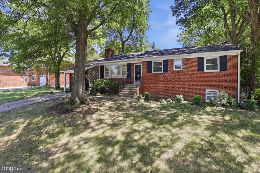 8403 Felton Ln, Alexandria, VA 22308 - #3