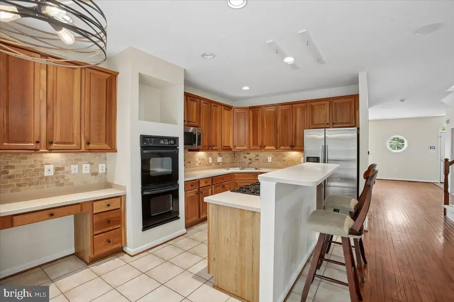 7301 Oldham Leeds Way, Springfield, VA 22150 - #3