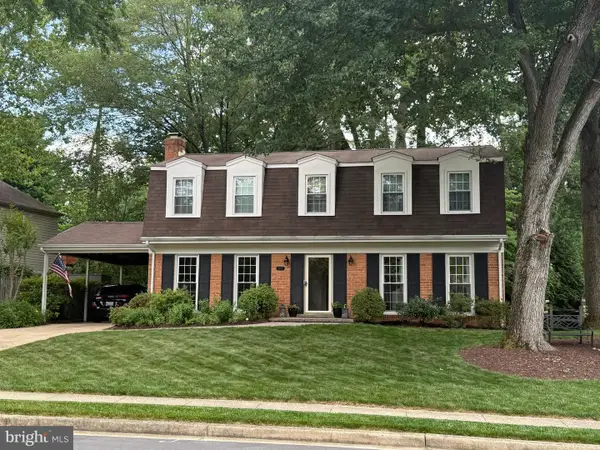 8715 Arley Dr, SPRINGFIELD, VA 22153