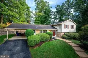 9713 Rhapsody Dr, Vienna, VA 22181 - #1