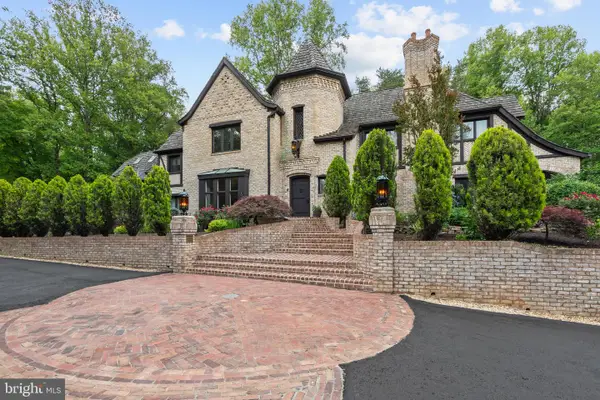 10217 Cedar Pond Dr, VIENNA, VA 22182