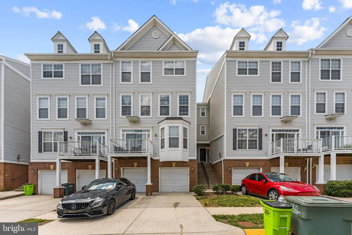 13649 Venturi Ln, Herndon, VA 20171 - #1