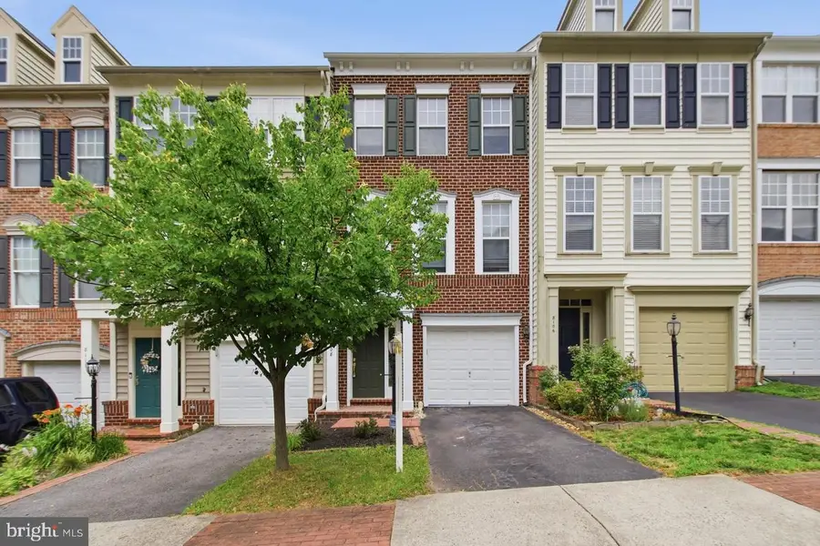 8108 Dove Cottage Ct, Lorton, VA 22079 - #2