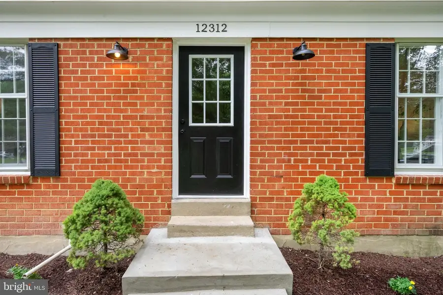 12312 Coleraine Ct, Reston, VA 20191 - #3