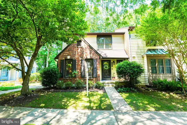5908 Roberts Common Ct, BURKE, VA 22015