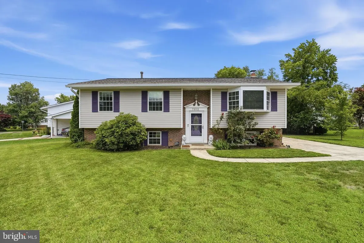 7612 Mahoney Dr, Lorton, VA 22079 - #1