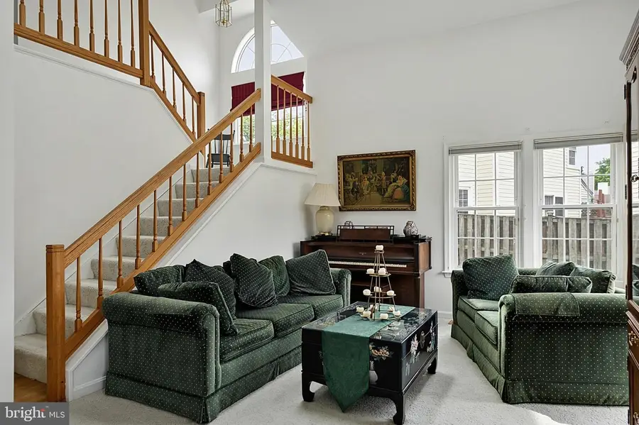 7521 Cross Gate Ln, Alexandria, VA 22315 - #2