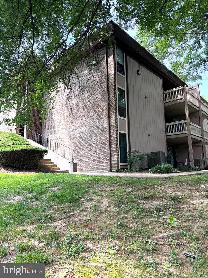 5816-p Royal Ridge Dr, Springfield, VA 22152 - #2