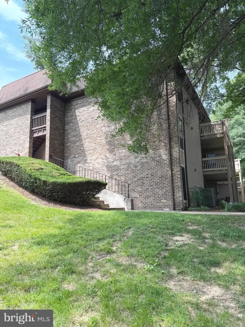 5816-p Royal Ridge Dr, Springfield, VA 22152 - #3