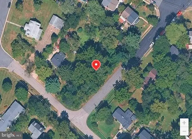 7054 Canterbury Ln, Alexandria, VA 22306 - #2