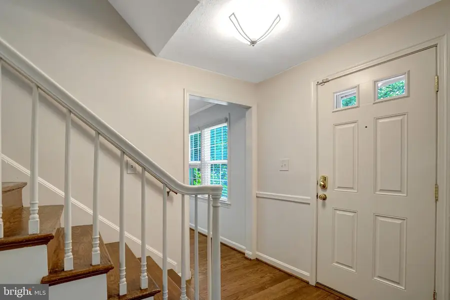 6526 Oakwood Dr, Falls Church, VA 22041 - #2
