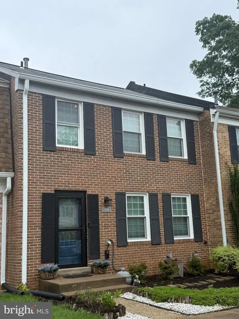 5534 Kendrick Ln, Burke, VA 22015 - #1
