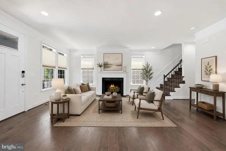 7922 Ashland Dr, Alexandria, VA 22315 - #2