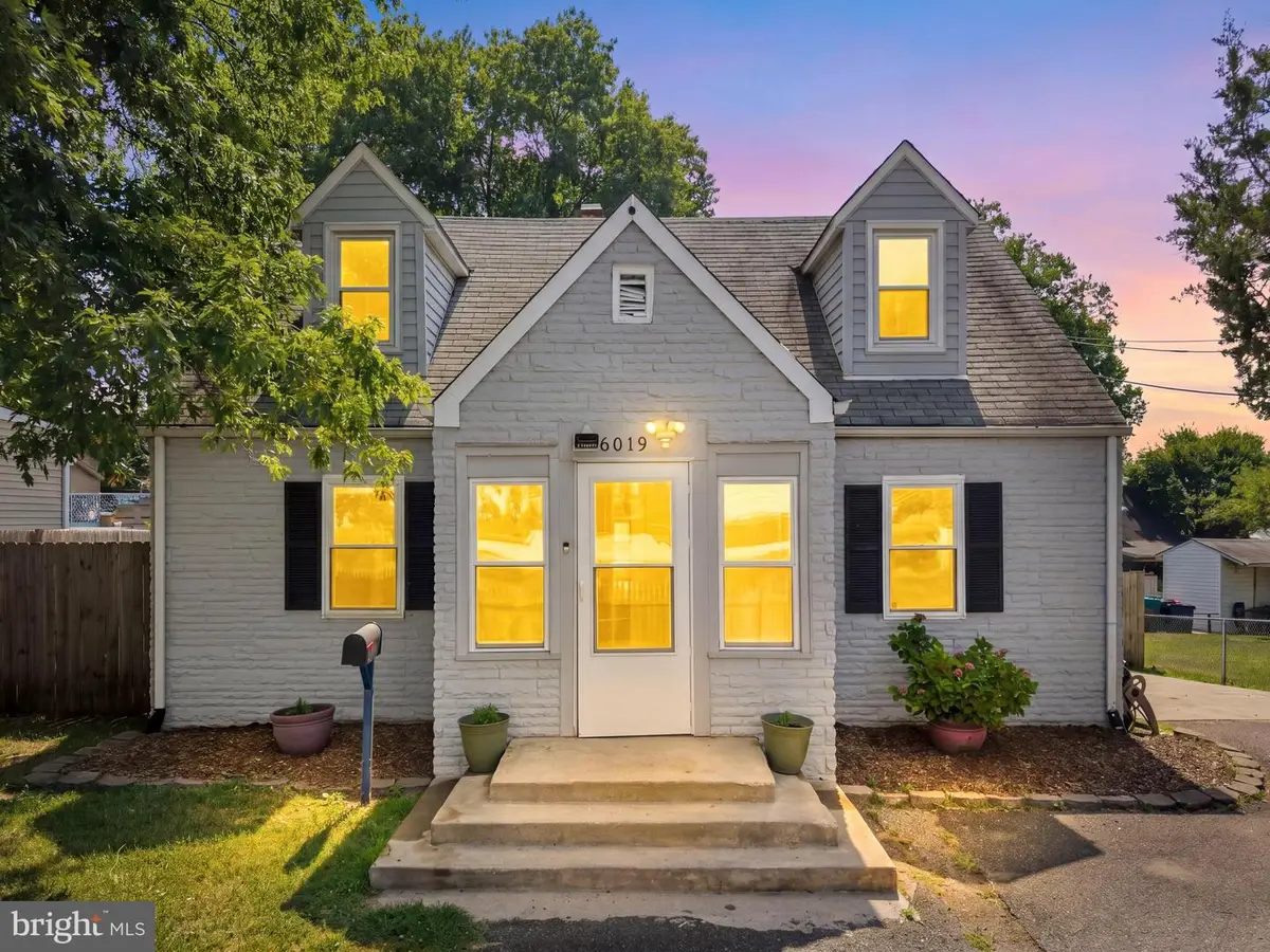 6019 N Kings Hwy, Alexandria, VA 22303 - #1