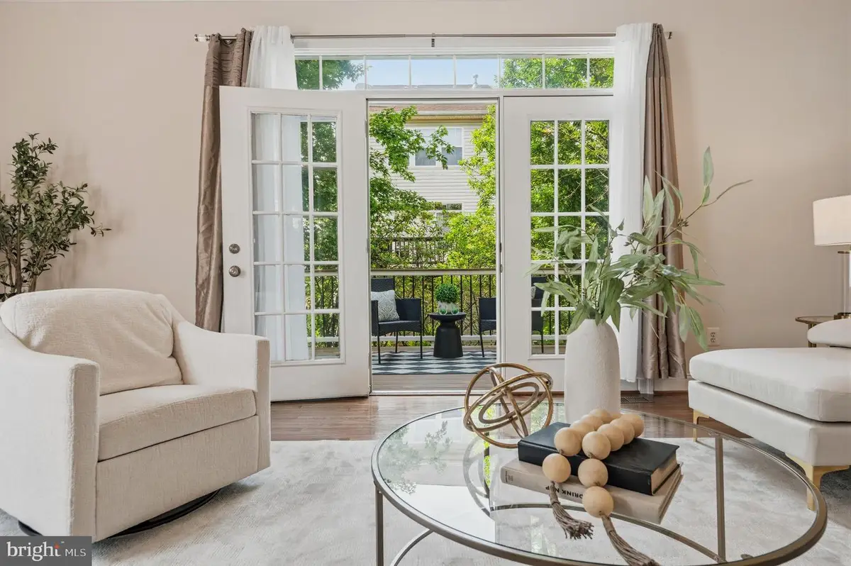 6453 Fourth St, Alexandria, VA 22312 - #1