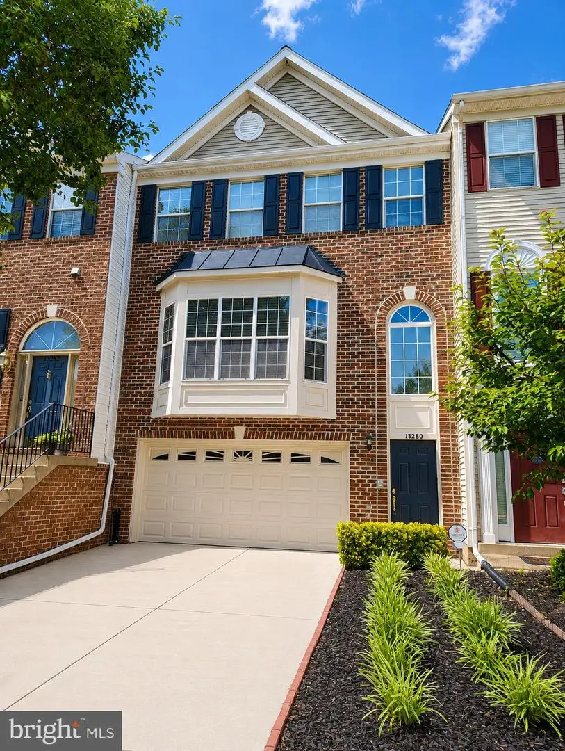 13280 Maple Creek Ln, Centreville, VA 20120 - #1