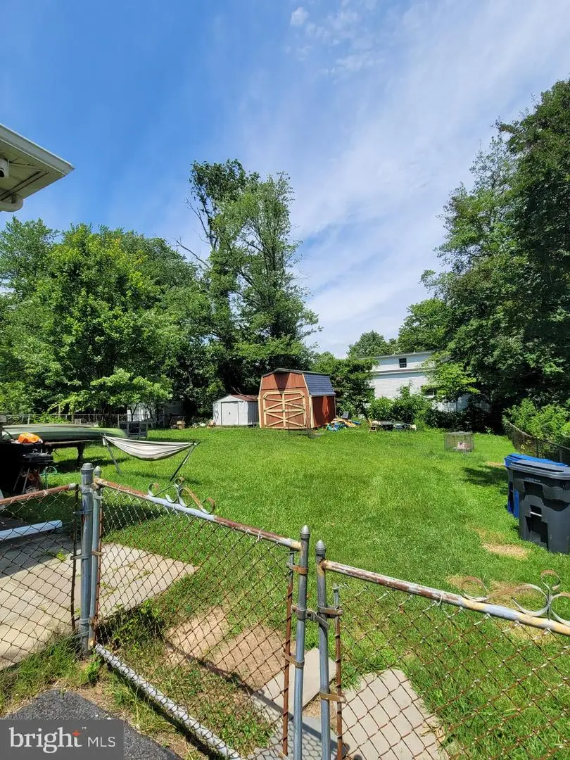 6116 Munson Hill Rd, Falls Church, VA 22044 - #3