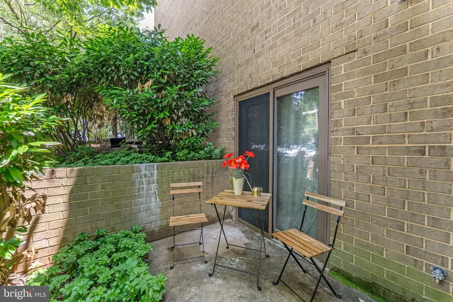 11617 Windbluff Ct #9b, Reston, VA 20191 - #3