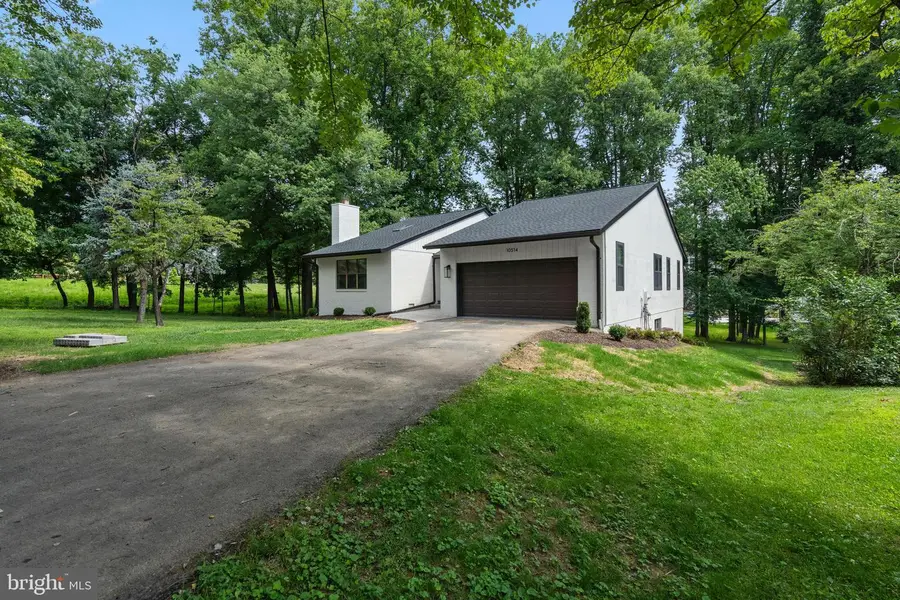 10514 Brevity Dr, Great Falls, VA 22066 - #3