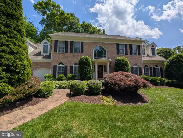 9105 Oak Chase Ct, FAIRFAX STATION, VA 22039