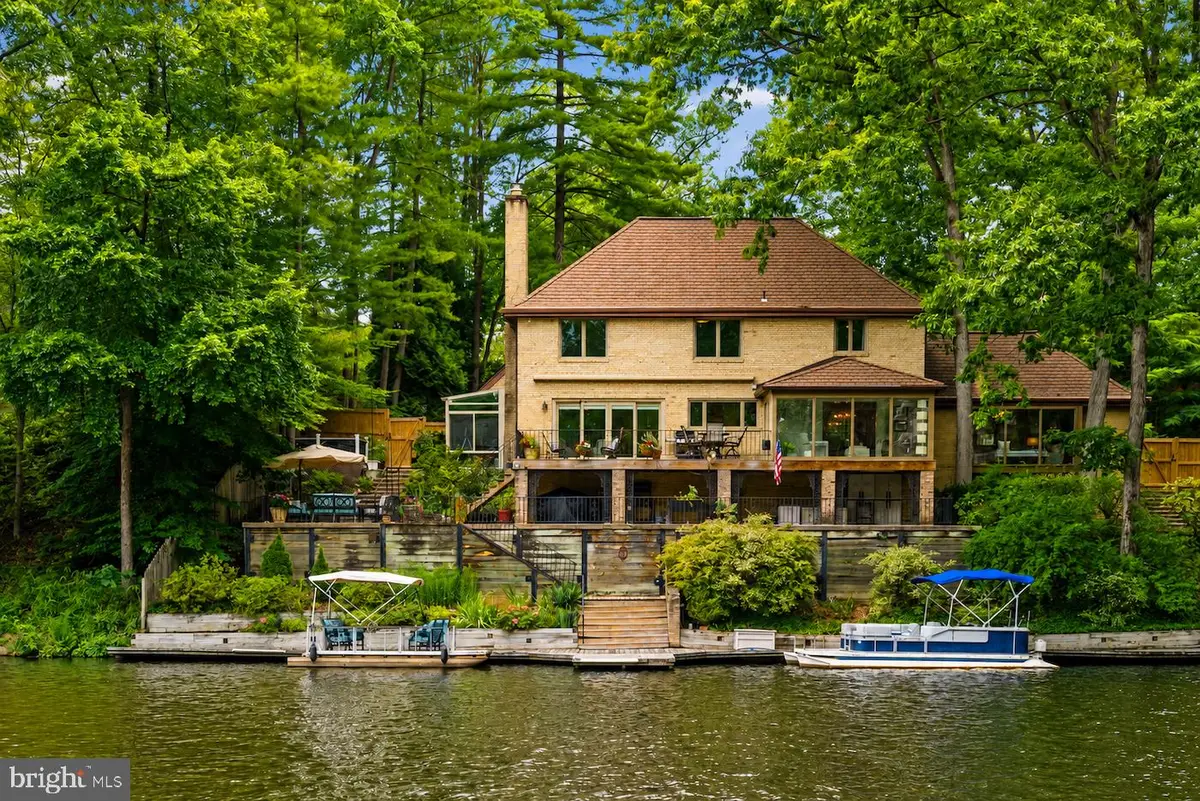 3431 Greentree Dr, Falls Church, VA 22041 - #1