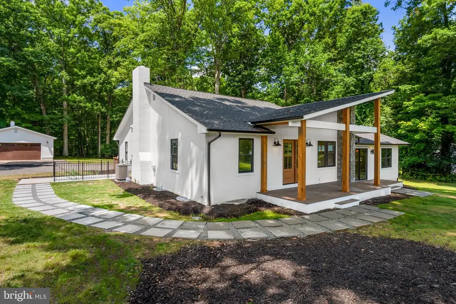 12365 Henderson Rd, Clifton, VA 20124 - #2
