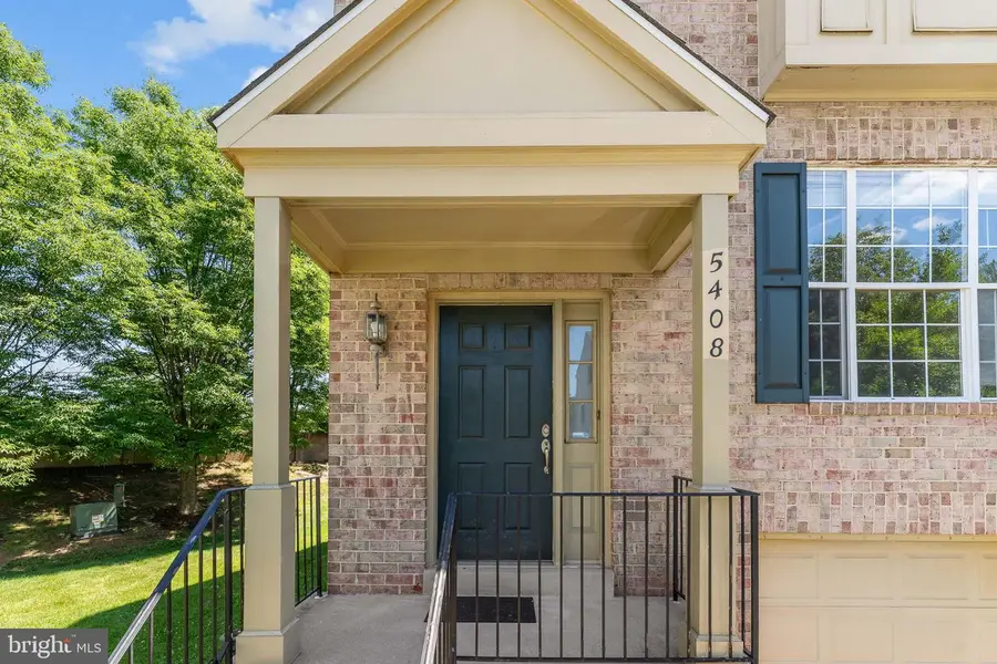 5408 Crystalford Ln, Centreville, VA 20120 - #3