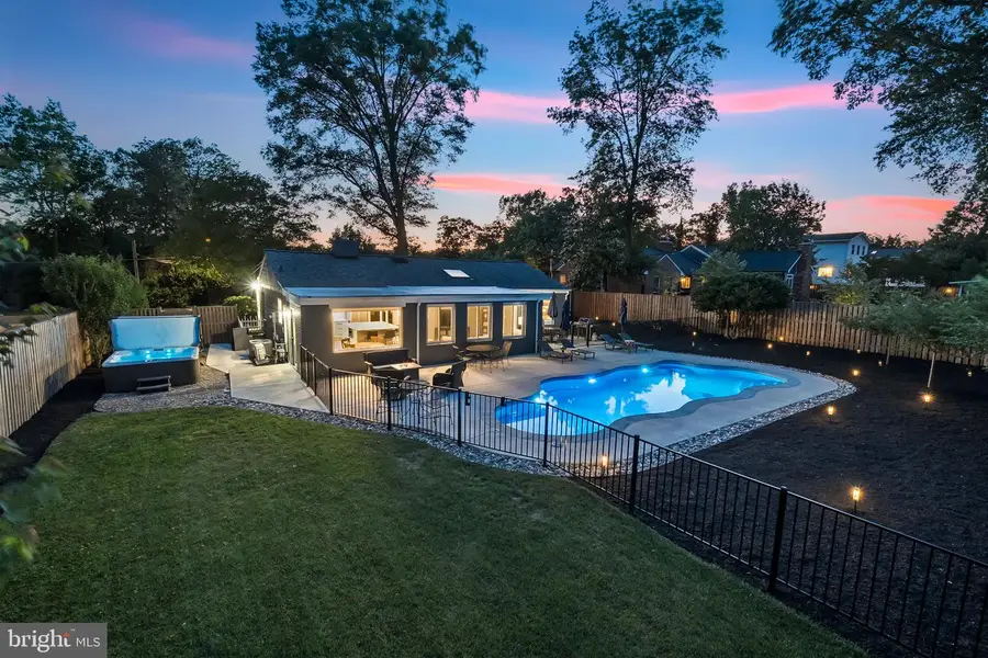 7117 Marlan Dr, Alexandria, VA 22307 - #2