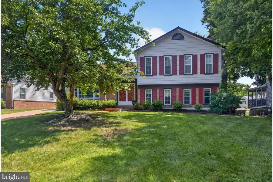 8107 Orville St, Alexandria, VA 22309 - #2