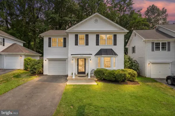 10127 Schoolhouse Woods Ct, BURKE, VA 22015