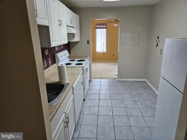 511 Florida Ave #201, HERNDON, VA 20170