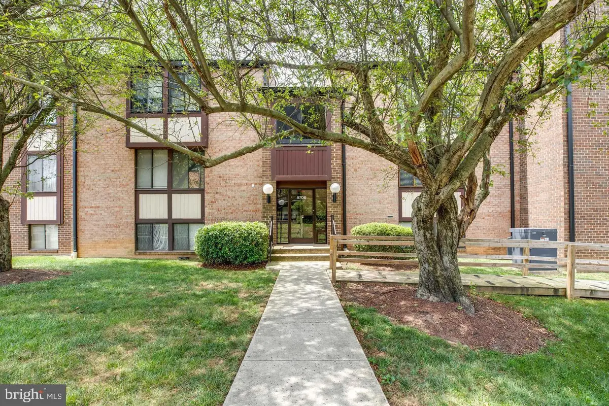 9706 Kingsbridge Dr #102, Fairfax, VA 22031 - #1
