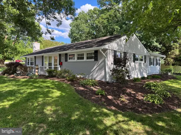 7111 Cindy Ln, ANNANDALE, VA 22003