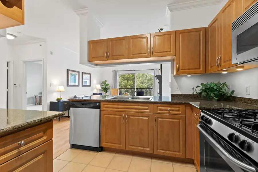 12949 Centre Park Cir #404, Herndon, VA 20171 - #3