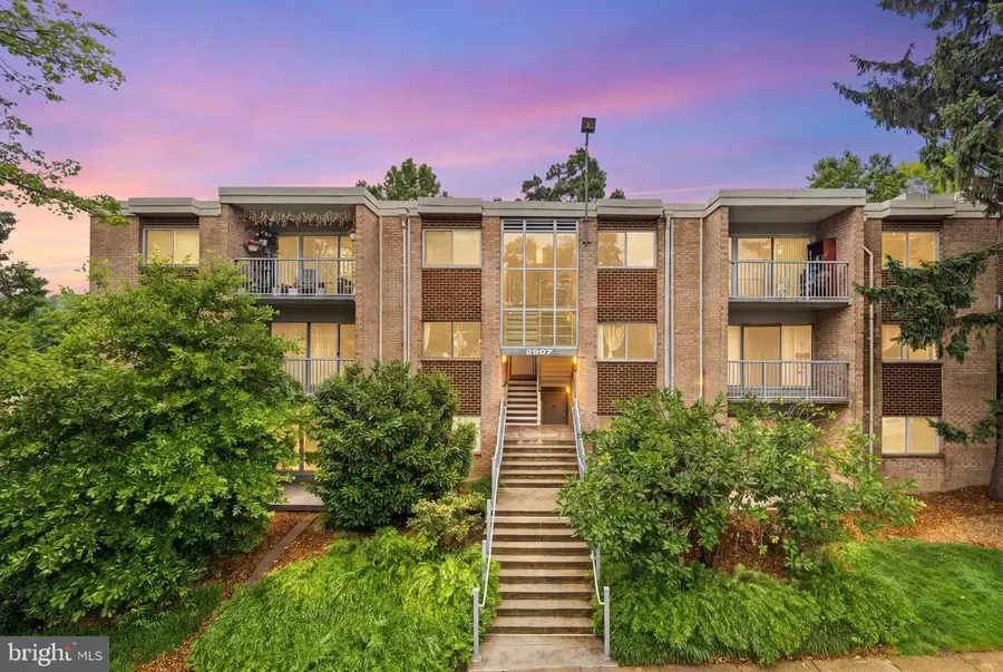 2907 Charing Cross Rd #09/3, Falls Church, VA 22042 - #2