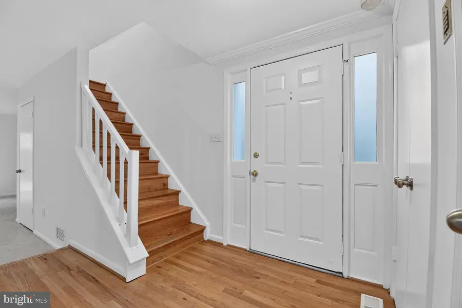 7589 Chrisland Cv, Falls Church, VA 22042 - #3