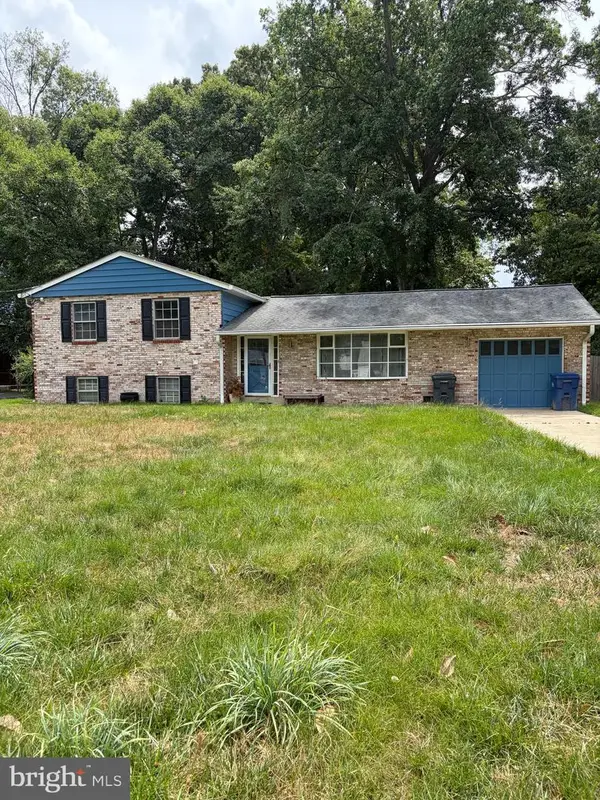 8810 Fort Hunt Rd, ALEXANDRIA, VA 22308