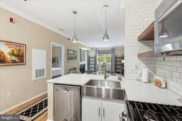 1645 International Dr #102, MCLEAN, VA 22102
