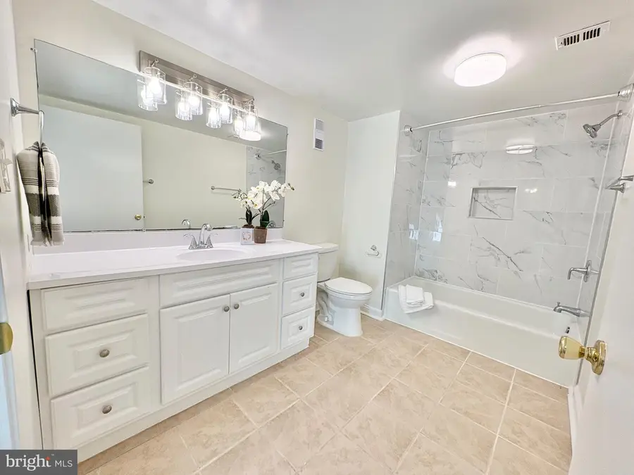 3713 S George Mason Dr #t5w, Falls Church, VA 22041 - #3