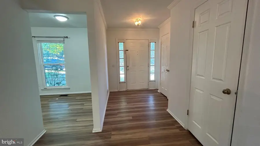 10603 Reeds Landing Cir, Burke, VA 22015 - #3