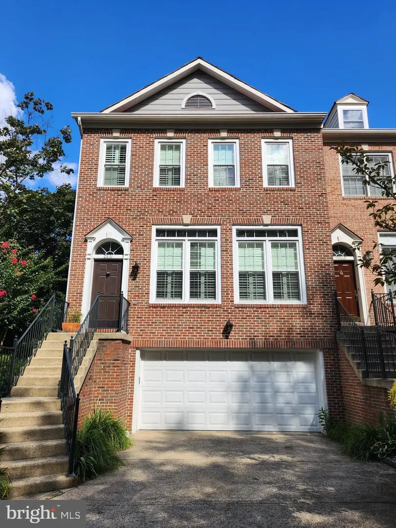 2831 Thaxton Ln, Oakton, VA 22124 - #1