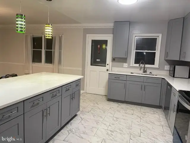 4137 Elizabeth Ln, Fairfax, VA 22032 - #3