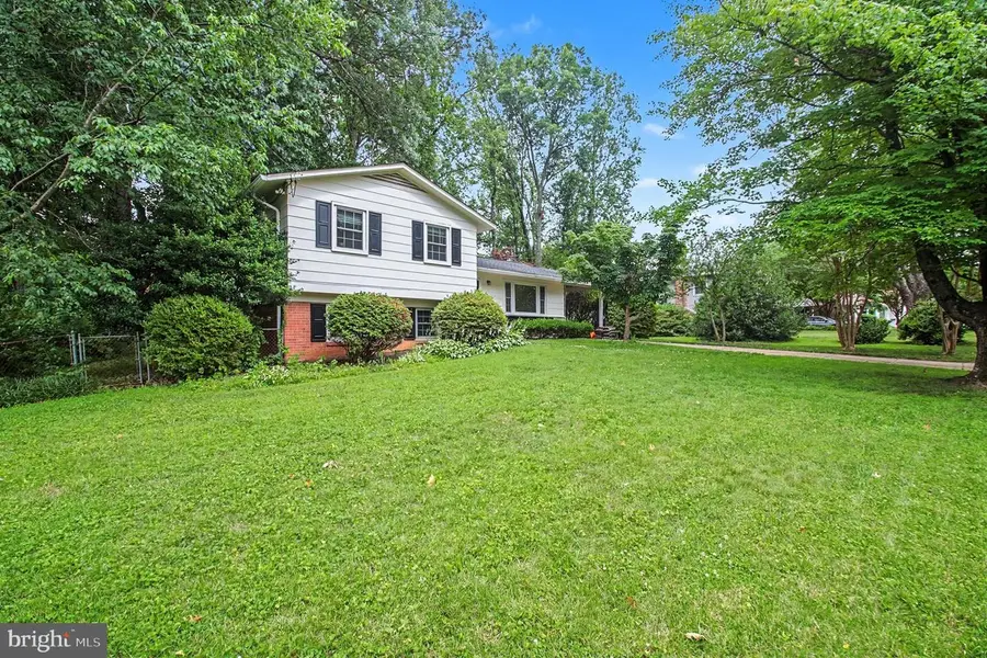 6303 Bardu Ave, Springfield, VA 22152 - #2