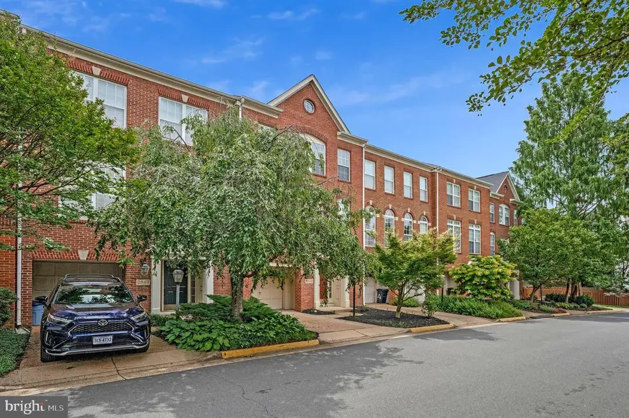 2849 Laura Gae Cir, Vienna, VA 22180 - #3