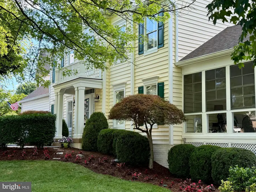 13614 Weinstein Ct, Centreville, VA 20120 - #2