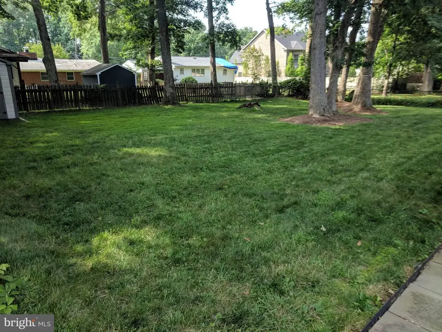 605 Se Orrin St Se, Vienna, VA 22180 - #3