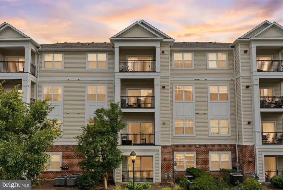 12957 Centre Park Cir #304, Herndon, VA 20171 - #2