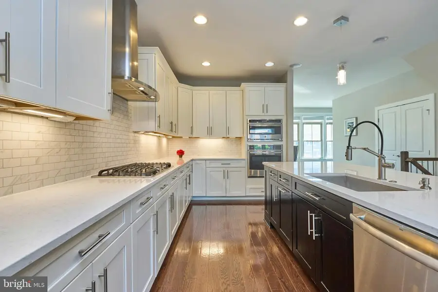 2358 Chadlington Rd, Falls Church, VA 22043 - #2