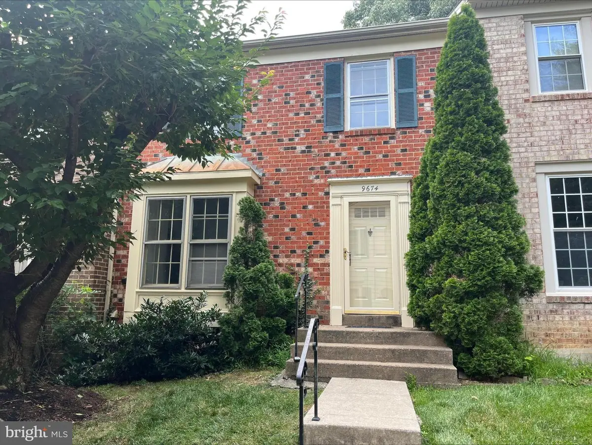 9674 Scotch Haven Dr, Vienna, VA 22181 - #1
