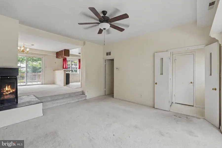 5305 Anchor Ct, Fairfax, VA 22032 - #3